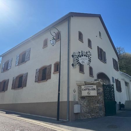 Castelger Bed & Breakfast Vauciennes  Екстериор снимка